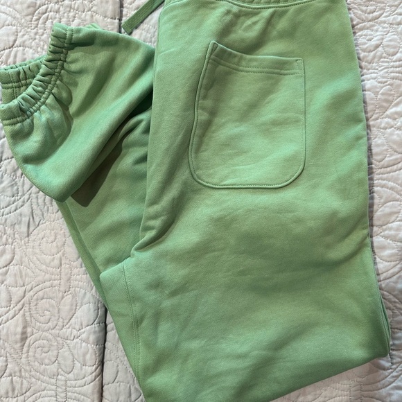 H&M Heavy Sweats w/tags - Picture 2 of 2